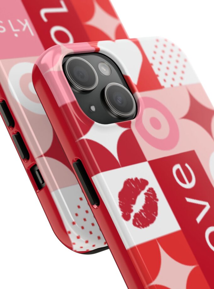 Romantic Love Phone Case – Kiss & Heart Design for Valentine's Day