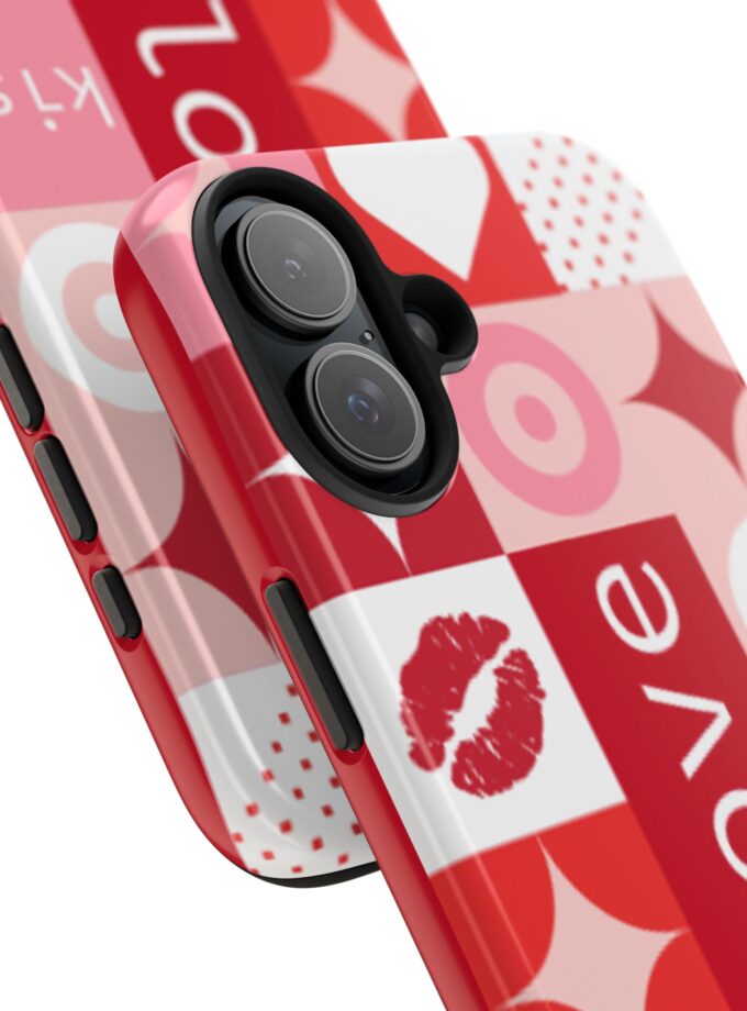 Romantic Love Phone Case – Kiss & Heart Design for Valentine's Day